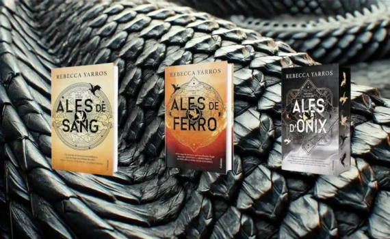 Portada dels tres llibres de la Saga Empireo de Rebecca Yarros sobre un fons d'escames de drac negres com les de Tairn